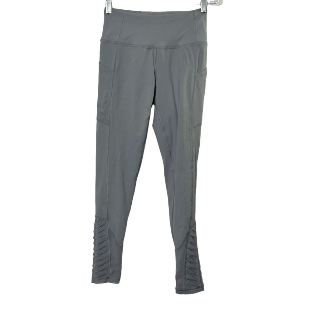 Victoria Secret SPORT Gray KNOCKOUT Light Leggings Women's Size XS Ruffle Hem